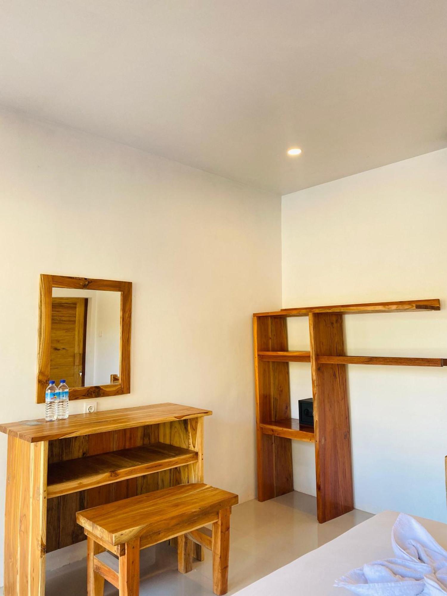 Sky Mountain Views Hotel Kuta  Ngoại thất bức ảnh