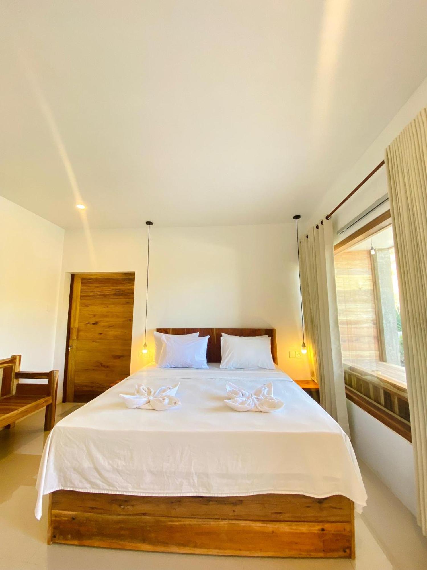 Sky Mountain Views Hotel Kuta  Ngoại thất bức ảnh