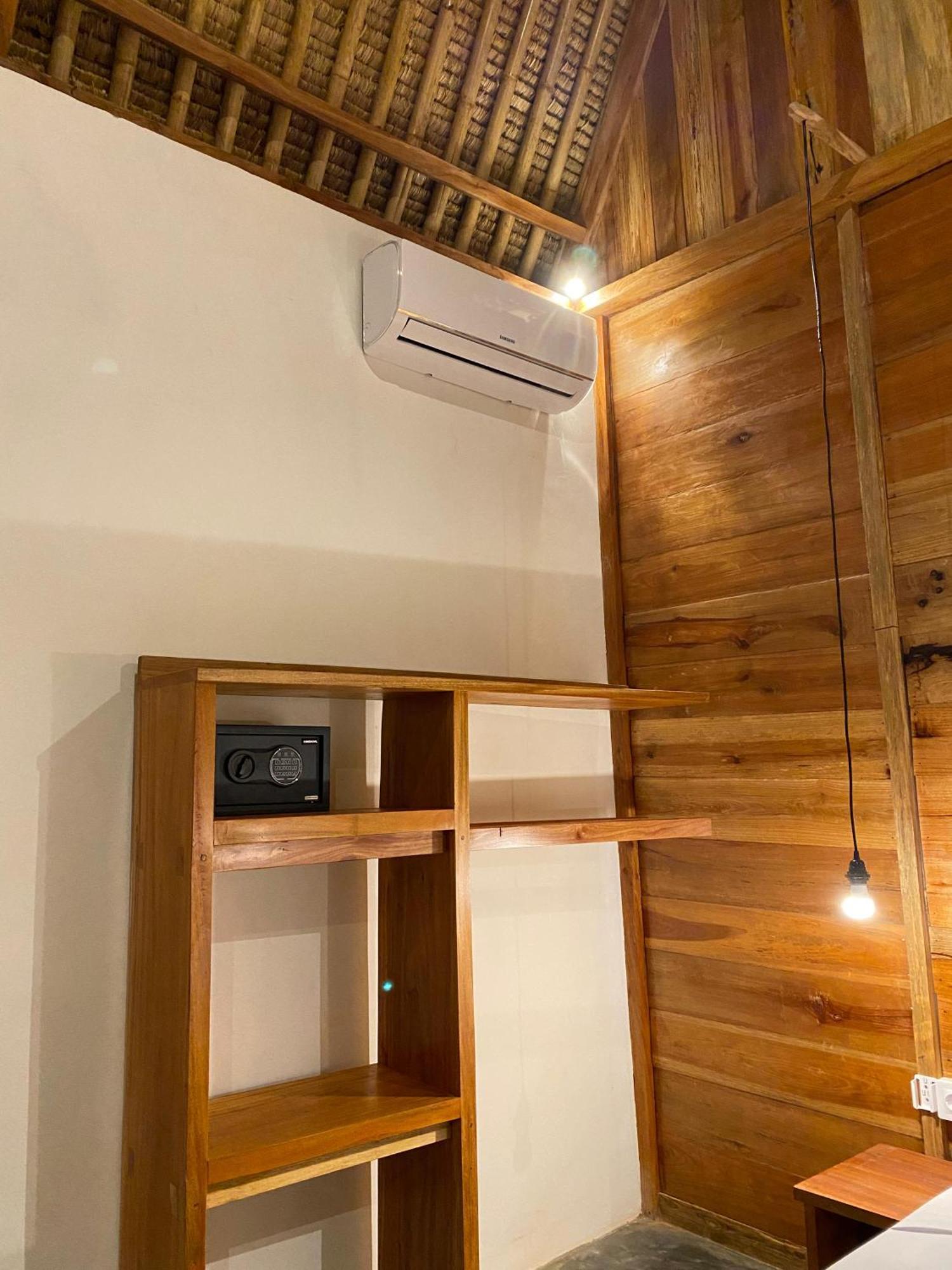 Sky Mountain Views Hotel Kuta  Ngoại thất bức ảnh